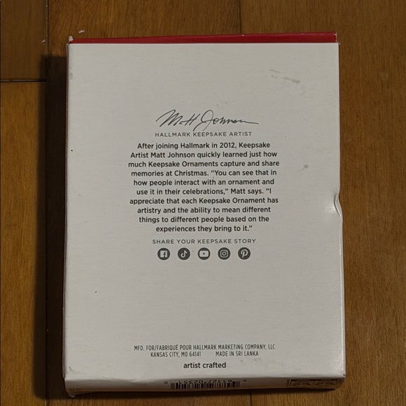 NWT Hallmark Keepsake Christmas Ornament -  Christmas Memories Photo Holder - Picture 2 of 2